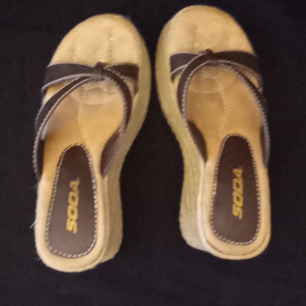 Womens size 6 brown Soda wedge sandals